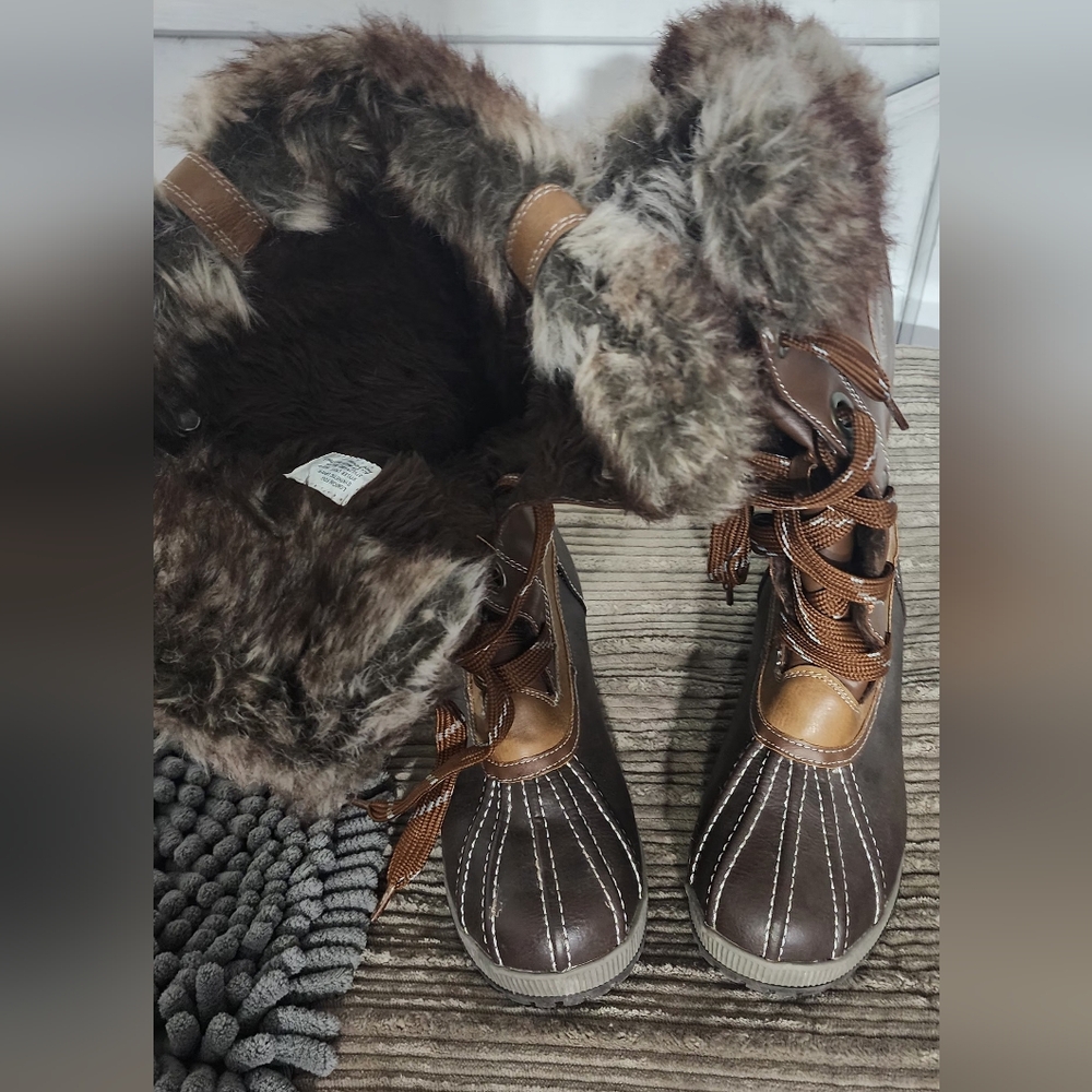 London Fog Brown and Tan Fur-Trimmed Winter Boots - Picture 2 of 6